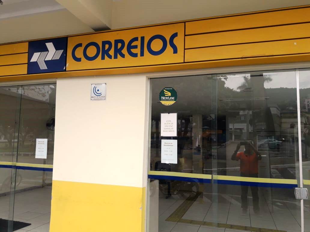 Agência dos Correios da Praça 29 de Abril, em Timóteo, está fechada com portas abertas Jornal Agência dos Correios da Praça 29 de Abril, em Timóteo, está fechada com portas abertas Jornal