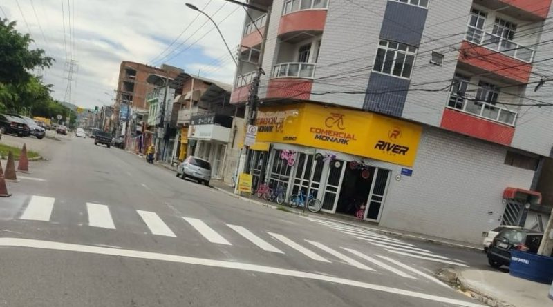 Prefeitura de Ipatinga  Revitaliza sinalização em  diversos pontos da cidade