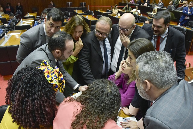 ALMG analisa vetos do governador e destrava pauta do Plenário