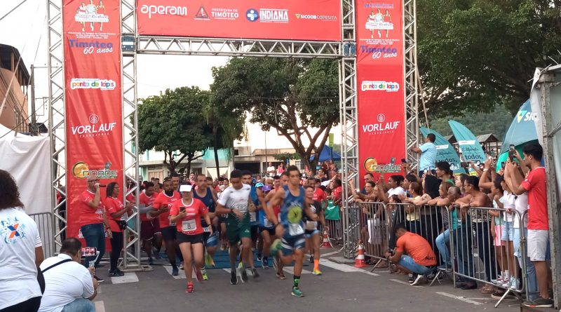 Momento de de muita festa: Foi dada a largada para 28ª Corrida Rústica São Sebastião de Timóteo