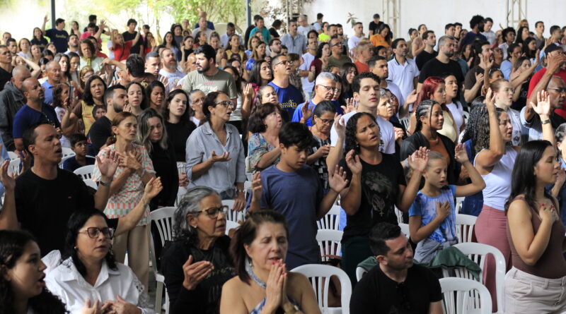 Comunidade católica promove de 4 a 6 de julho evento de cura e libertação no Vale do Aço