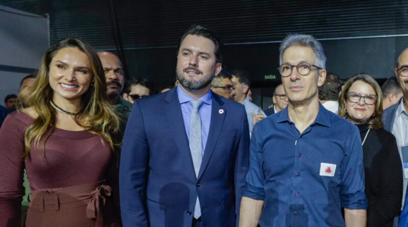 Governo de Minas participa da posse da nova diretoria da Associação Mineira de Municípios