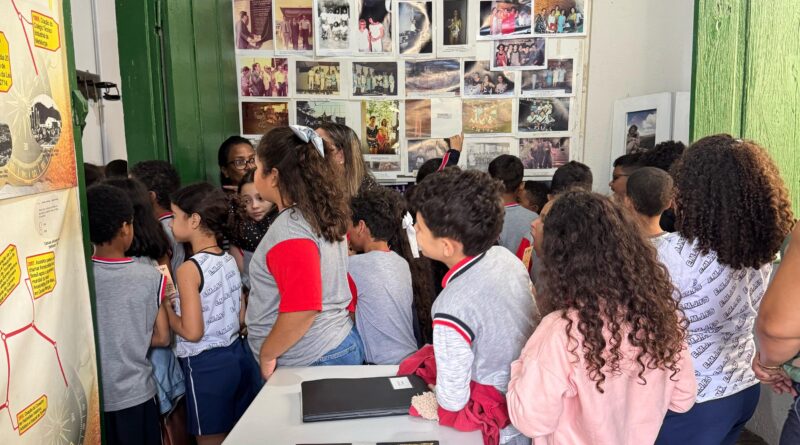 “Turismo Pedagógico”: Pontos turísticos de Timóteo são visitados por alunos da rede municipal