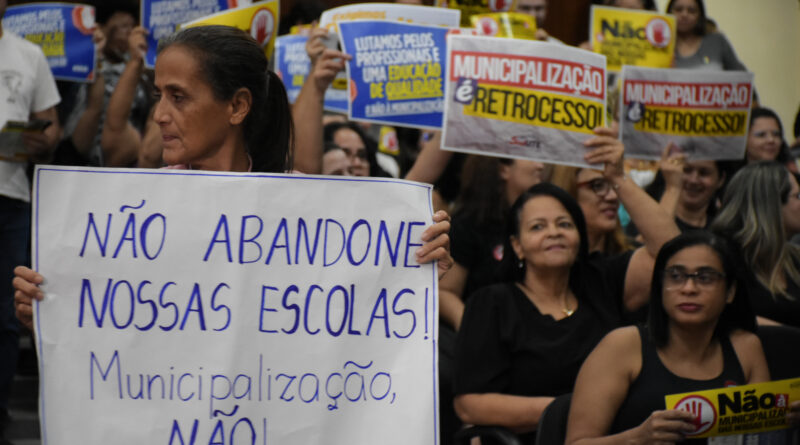 Audiência aborda impactos do projeto Mãos Dadas em Timóteo