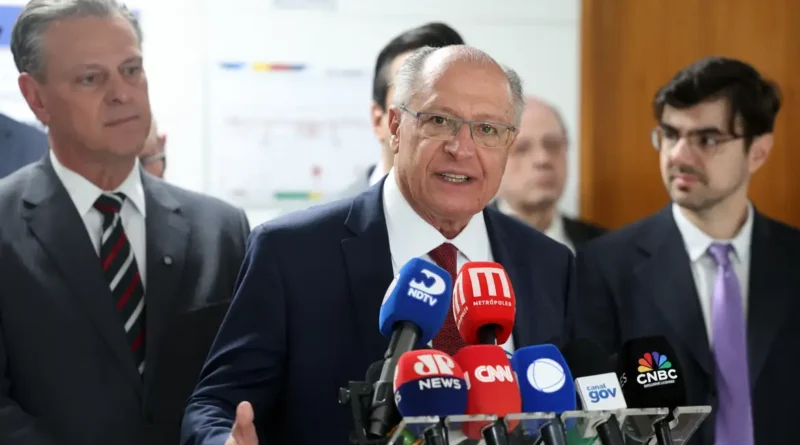 Alckmin diz que governo tentará acordo antes do prazo para tarifaço