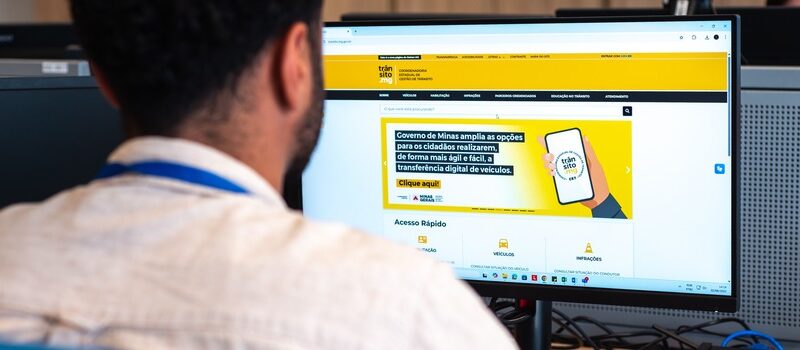 Governo de Minas digitaliza mais uma etapa da transferência de veículos para simplificar a regularização de pendências