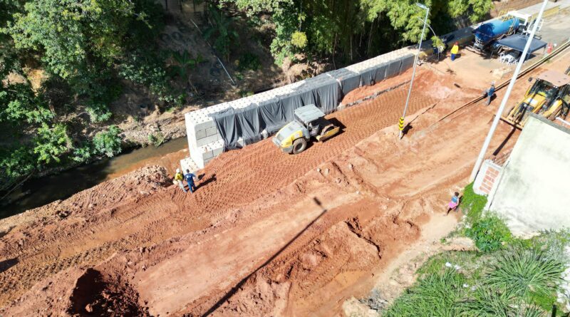Obras da alça da Avenida Maanaim avançam e seguem em ritmo acelerado