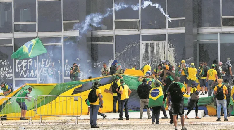 STF condenou 643 denunciados por participação no 8 de janeiro
