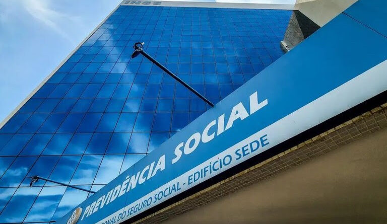 500 novos peritos médicos federais vão acelerar análise de benefícios em todo o país