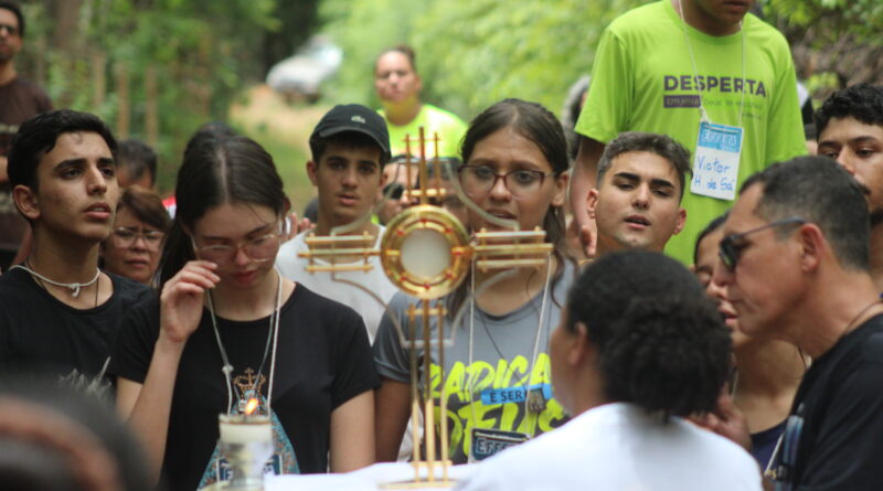 Jovens do Vale do Aço vão se reunir para acompanhar canonização de Carlo Acutis