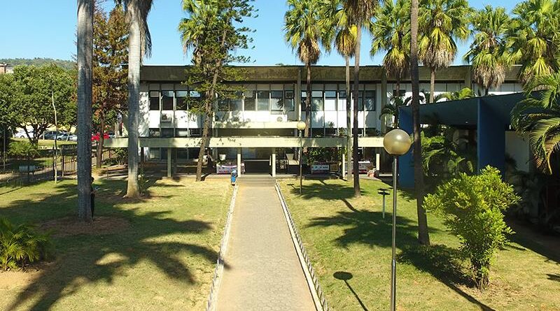 Sem oferecer opção aos servidores, Prefeitura de Timóteo antecipa parcela do 13º salário