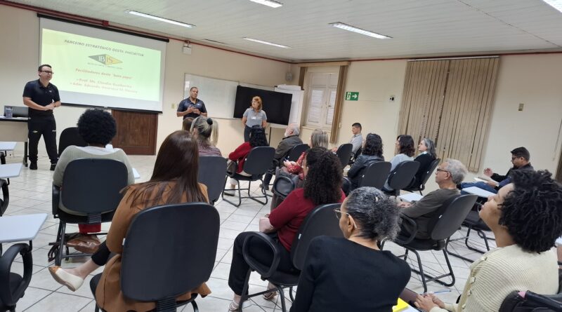 Fundação Aperam Acesita promove capacitações para organizações sociais