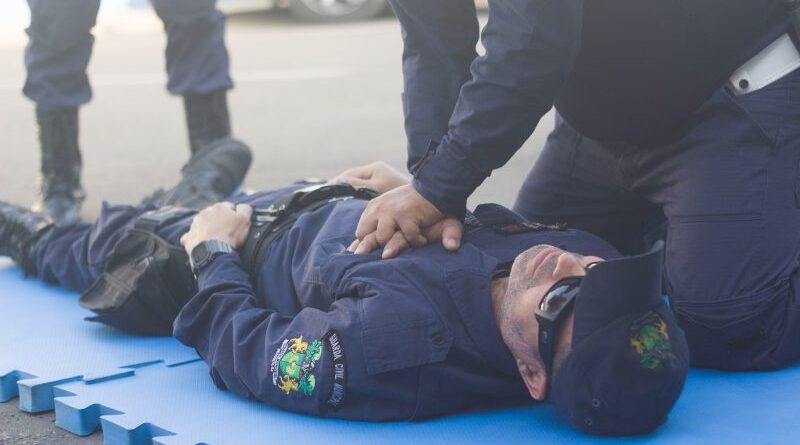 Servidores da Guarda Civil passam por treinamento em Mesquita