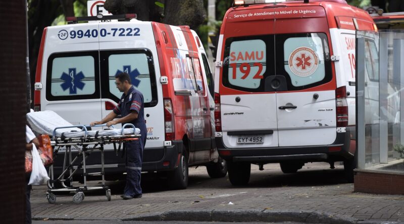 Comissão debate condições de trabalho no Samu. Os trabalhadores ainda não receberam o piso nacional da enfermagem