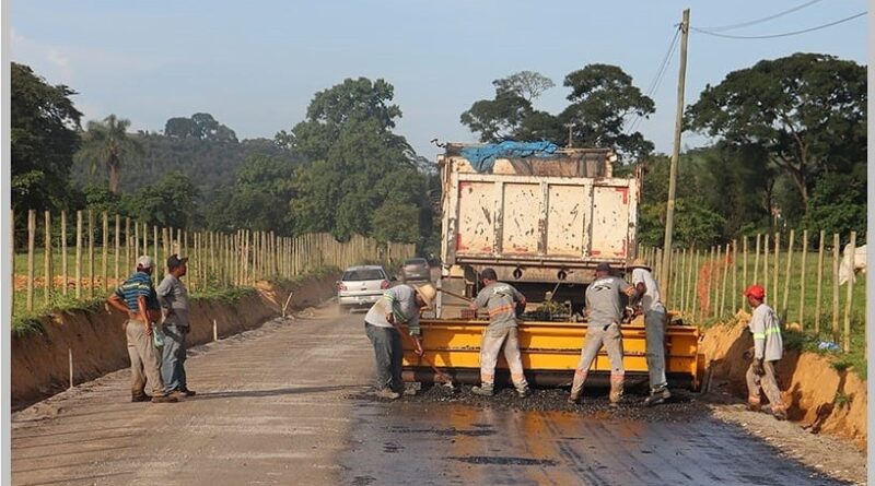 Obra de pavimentação da estrada que liga Sede ao Bom Jesus do Bagre entra na reta final
