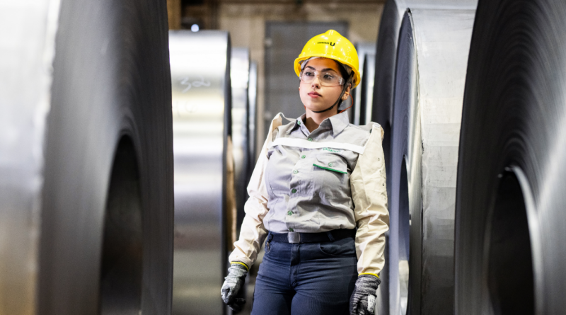 Usiminas aumenta EBITDA em 6% e resultado é impactado por efeito contábil