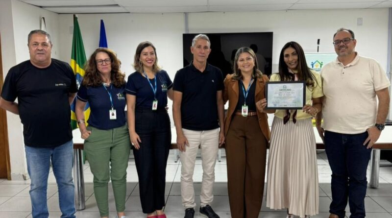 Casal de Ipatinga recebe certificado e está  apto a acolher crianças e adolescentes