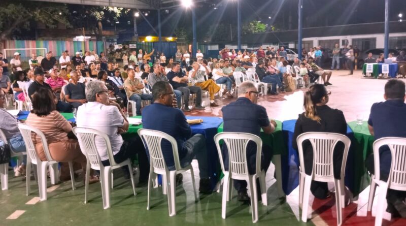 Prefeitura de Timóteo inaugura Gabinete Itinerante com assinatura de “OS” para construção de creche