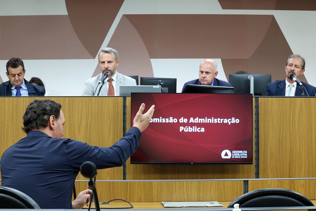 Prefeitos vítimas de golpes milionários apontam falhas da Caixa Econômica