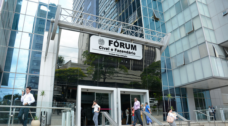 Deputado Bruno Engler é condenado a pagar R$ 20 mil ao deputado federal Rogério Correia