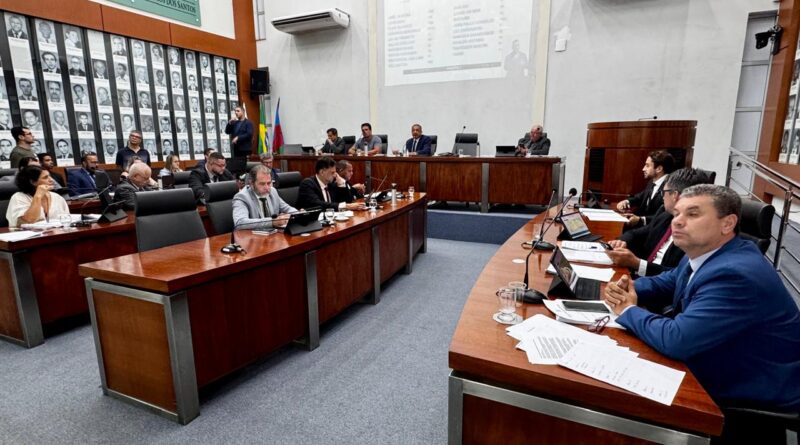 Câmara de Ipatinga aprova orçamento de R$ 2,03 bilhões para 2026