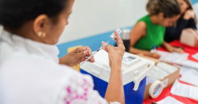 Ipatinga amplia vacinação de adolescentes com novas estratégias temporárias para ACWY e HPV