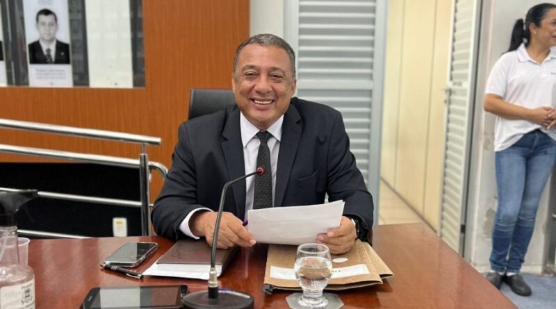 Em Ipatinga, vereador Adiel Oliveira propõe lei para atender pessoas em situação de acumulação