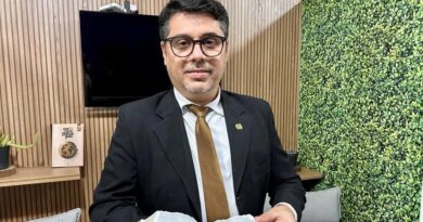 Vereador/servidor concursado é acusado de não cumprir jornada de trabalho integral em Timóteo