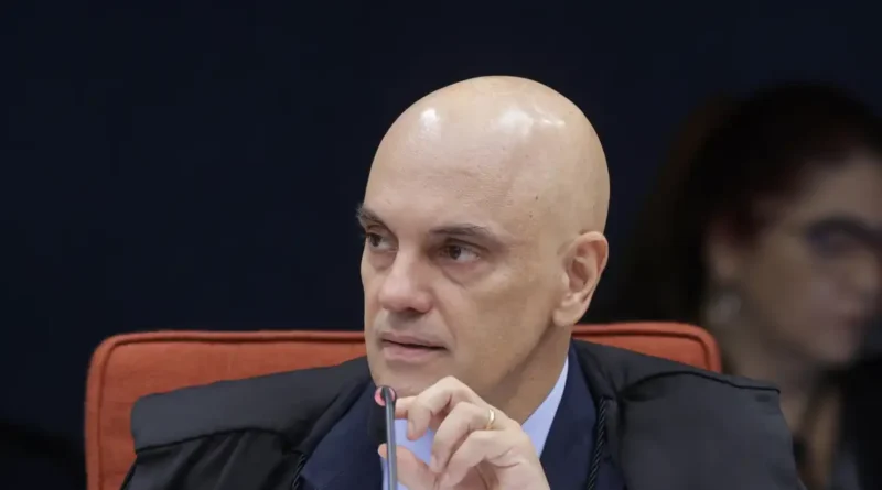 Moraes determina transferência de Bolsonaro para o Complexo Penitenciário da Papuda, em Brasília