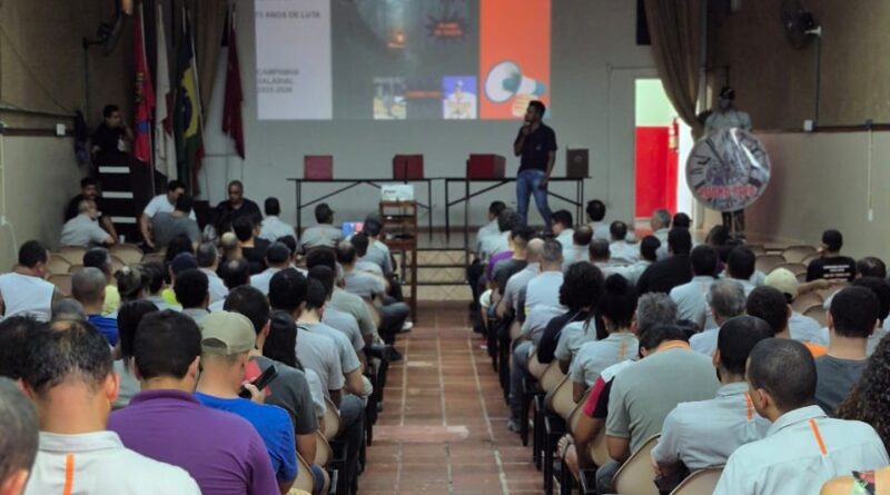 Através de escrutínio secreto, trabalhadores da Aperam aprovam proposta da empresa