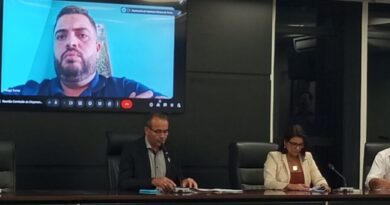 Câmara de Timóteo adia votação das contas do ex-prefeito Douglas Willkys