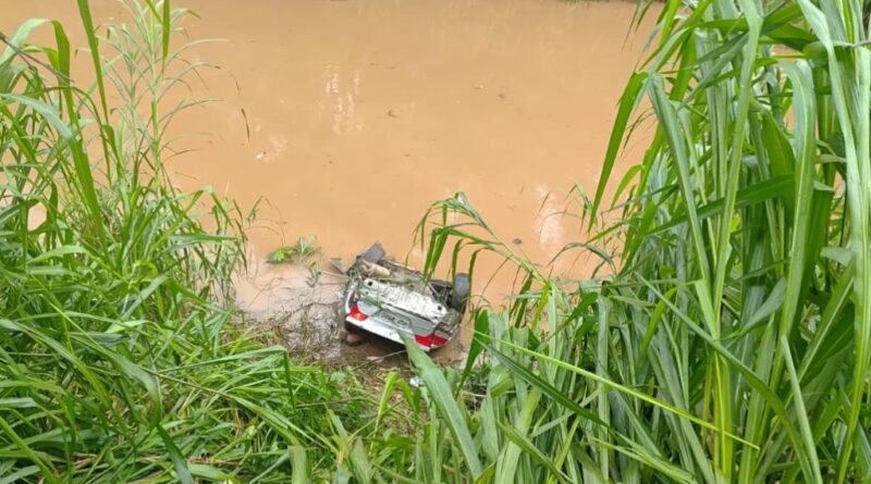 Grave acidente na BR-458 mata três pessoas e interdita rodovia em Ipatinga