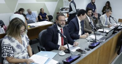 PL prevê rateio de sobras do Fundeb para profissionais da educação básica