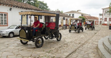 MPMG entrega 10 charretes elétricas ao município de Tiradentes