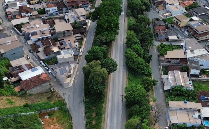 INVESTIMENTO DE R$ 748 mil: Prefeito Capitão Vitor assina ordem de serviço para recapeamento da Avenida Alexandre Torquetti