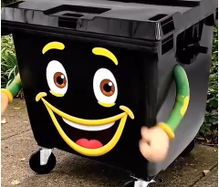 Prefeitura de Dionísio intensifica campanha por descarte correto de lixo em lixeiras móveis