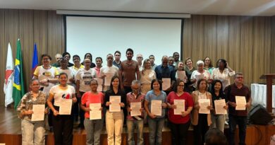 Prefeitura de Ipatinga inicia distribuição de uniformes para 24 mil alunos