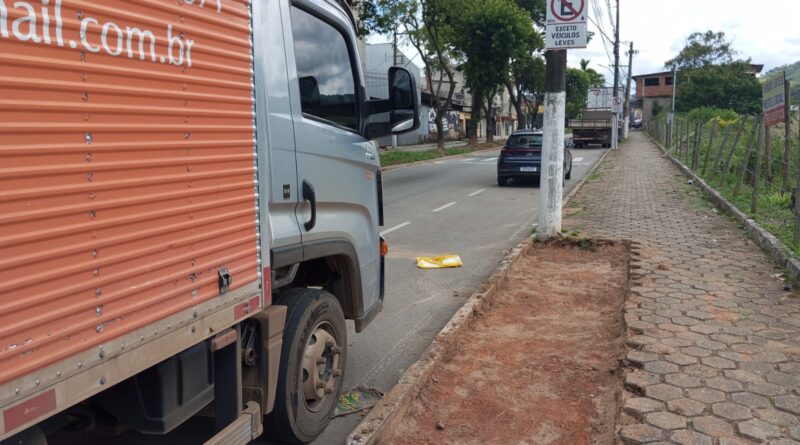 VIROU BAGUNÇA: Obra irregular a poucos metros da Prefeitura expõe falhas de fiscalização em Timóteo