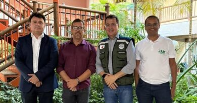 Dionísio entra na disputa por recursos bilionários para saneamento básico