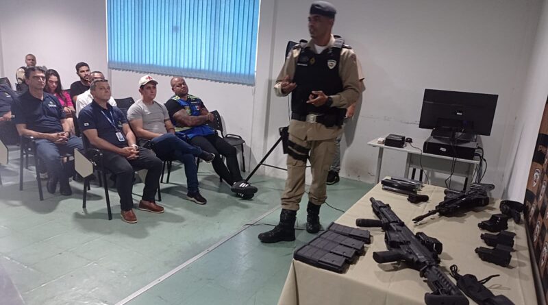 Entrega de armamento moderno fortalece atuação da PM em Timóteo