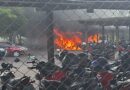 Veículos pegam fogo no estacionamento da Aperam e sequência de explosões chama atenção em Timóteo – Veja vídeos