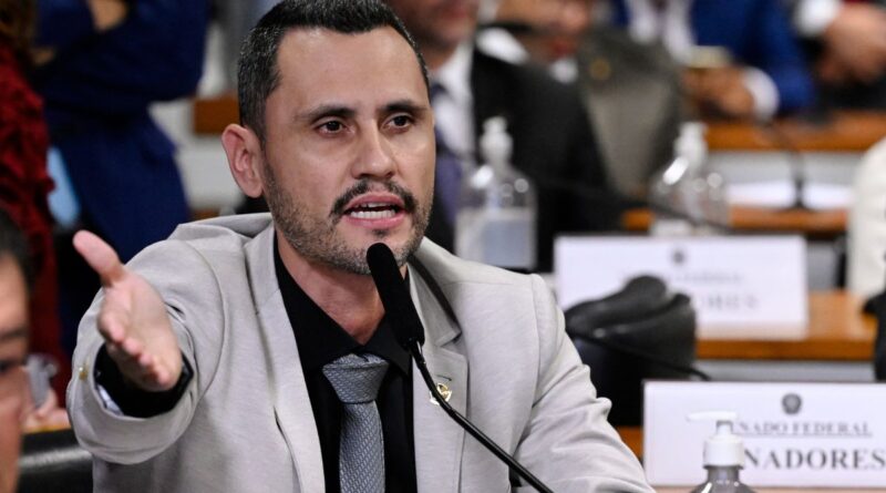 Cleitinho Azevedo garante acabar com cobrança de taxa de esgoto sem tratamento em Minas Gerais
