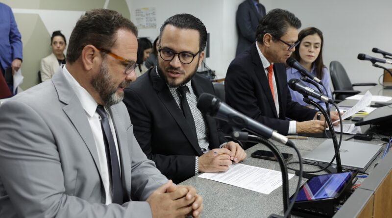 Isenção fiscal para escolas com profissionais especializados em TEA recebe parecer