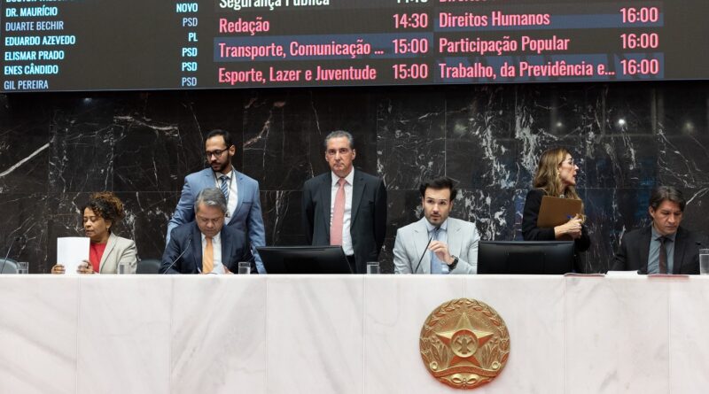 Abertura de vaga no TCE é comunicada em Plenário na Assembleia Legislativa