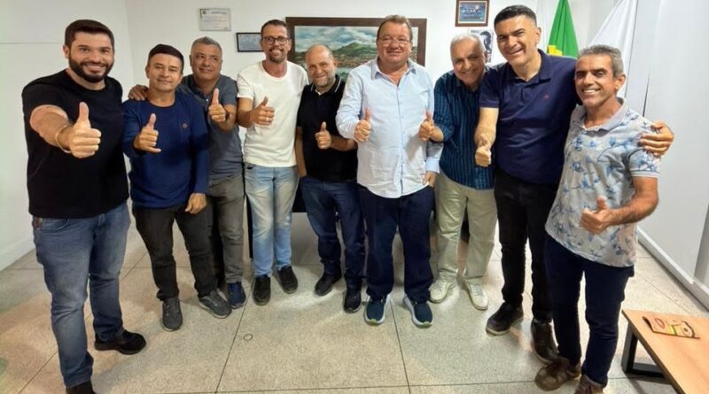 Celinho promove encontro com vereadores de Fabriciano para alinhar pautas do Vale do Aço