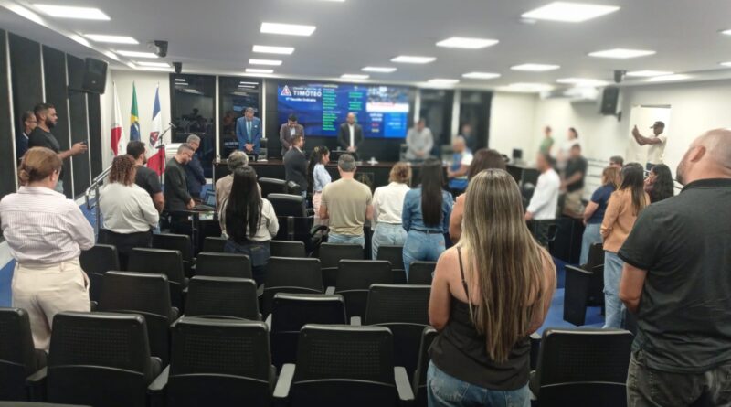 Câmara de Timóteo presta homenagem póstuma ao professor Paulo Cruz
