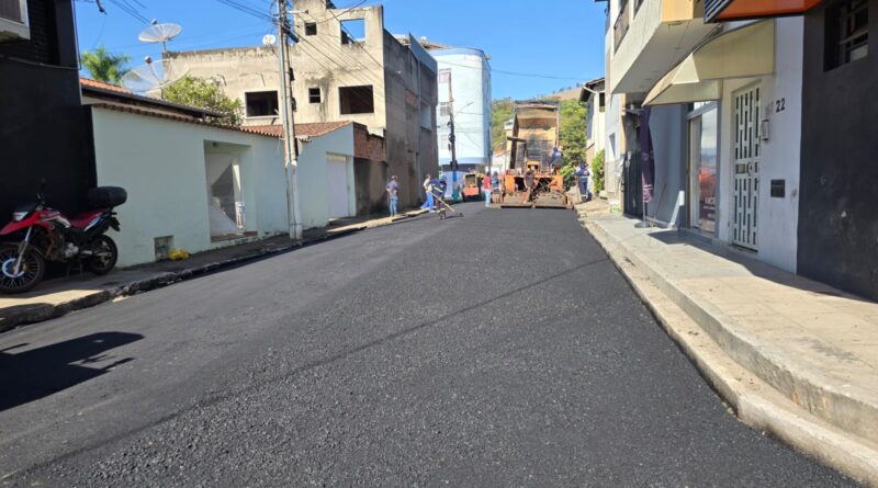 Asfalto novo já é realidade no Olaria: obras avançam com recursos destinados por Celinho