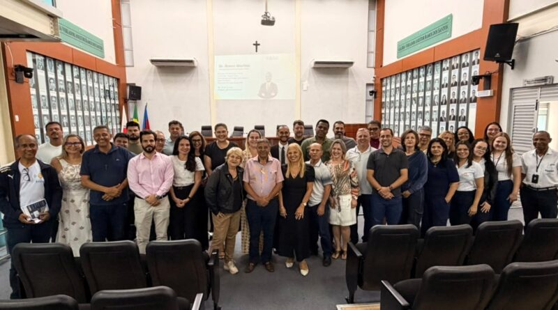 Curso na Câmara de Ipatinga aborda uso de IA na fiscalização de contratos públicos